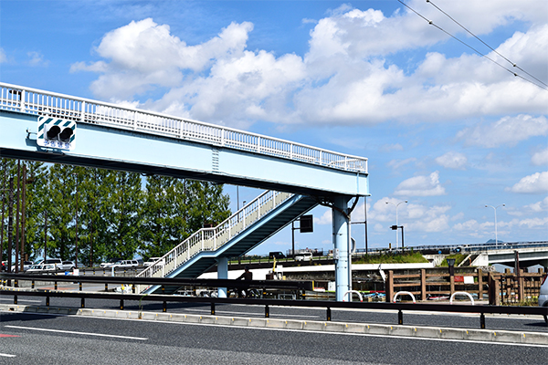 ATLANTIS主なPCB含有塗膜案件(歩道橋の塗り替え塗装)